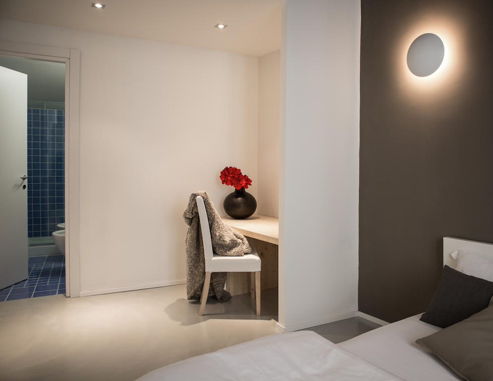 Fontana Rooms Lake Como Room photo